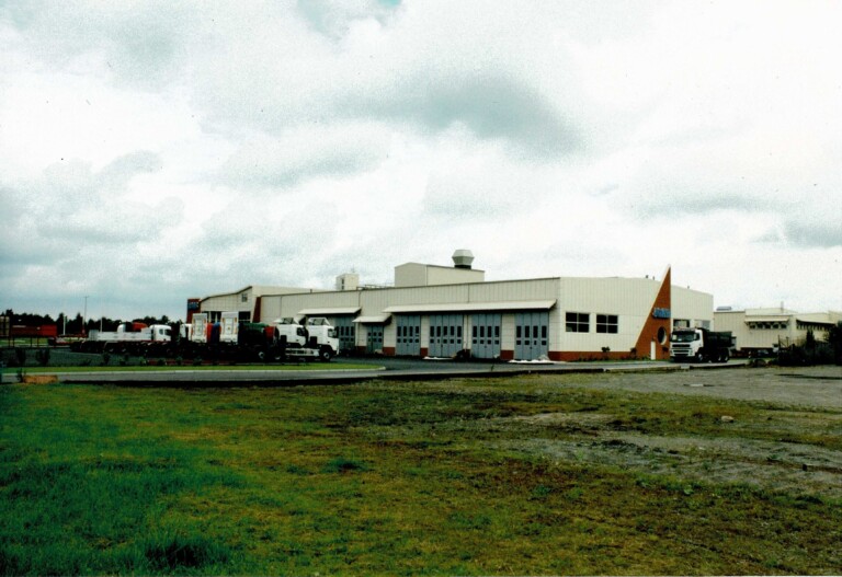 2001
